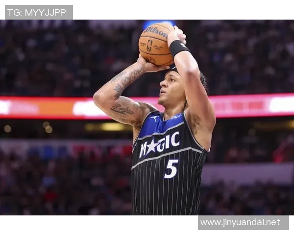 2003年NBA季后赛魔术队与骑士队激战回顾与精彩瞬间分析