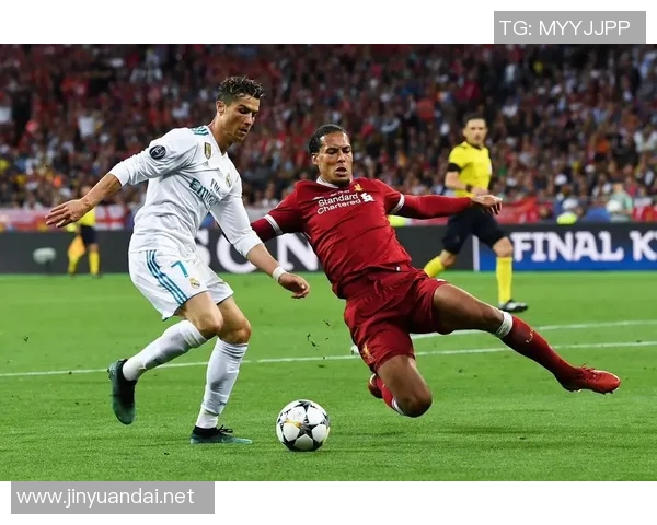 足球明星的辉煌成就与影响力分析及其对全球足球发展的贡献 足球明星的辉煌成就与影响力分析及其对全球足球发展的贡献