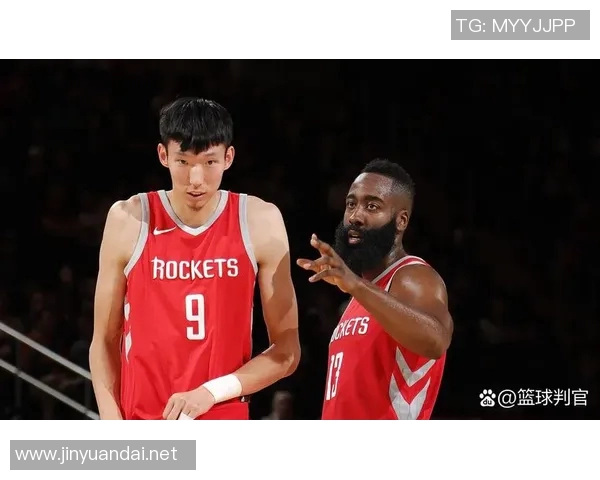 中国篮球明星因伤缺阵赛季前景堪忧球迷期待早日复出重返赛场 中国篮球明星因伤缺阵赛季前景堪忧球迷期待早日复出重返赛场